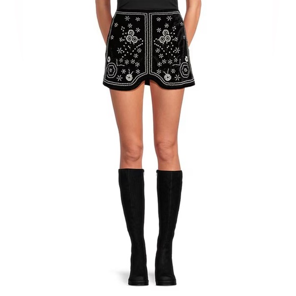 Chelsea & Violet Dresses & Skirts - NWT Chelsea And Violet Size 4 Cami Beaded Embroidery Velvet Mini Skirt